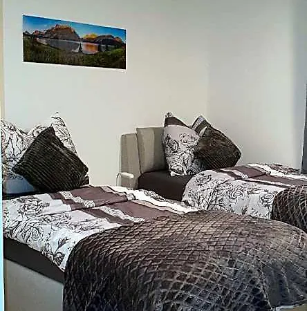 Traumhaftes 3-zimmer In Traun, Naehe Linz Hotell