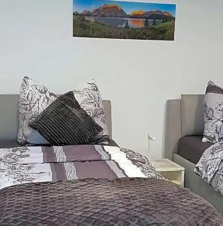 Traumhaftes 3-zimmer In Traun, Naehe Linz 3*