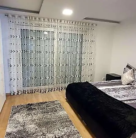 Traumhaftes 3-zimmer In Traun, Naehe Linz Hotell 3*