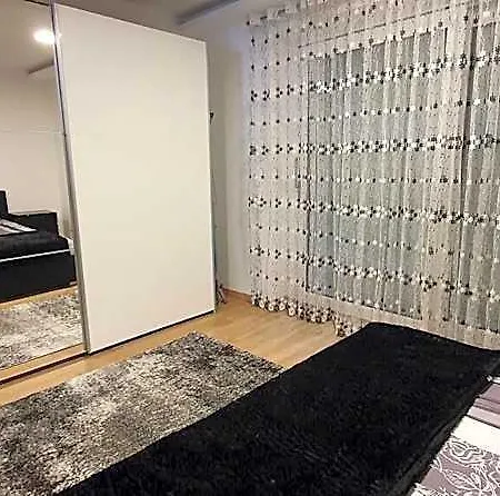 Traumhaftes 3-zimmer In Traun, Naehe Linz Hotel